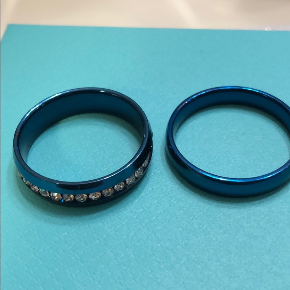 Men’s ring approximately size 10